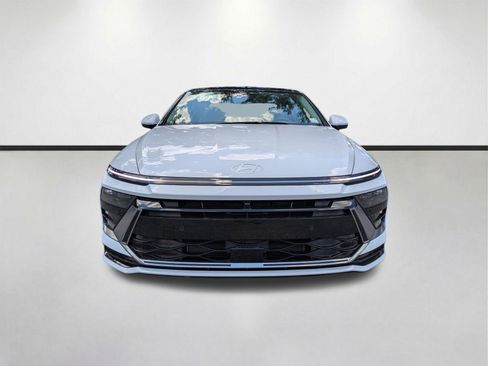 New 2026 Hyundai Sonata Limited FWD image 3