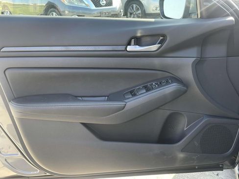 New 2025 Nissan Altima 2.5 SV w/ SV Special Edition Package image 16