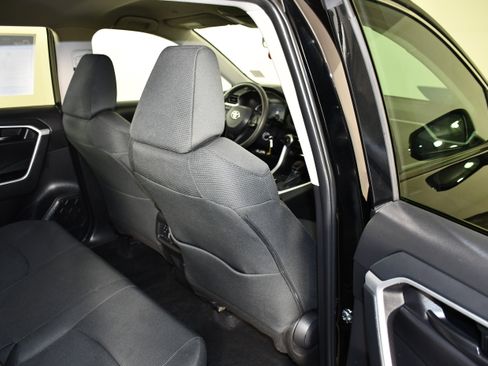 Used 2024 Toyota RAV4 LE AWD/4WD image 44