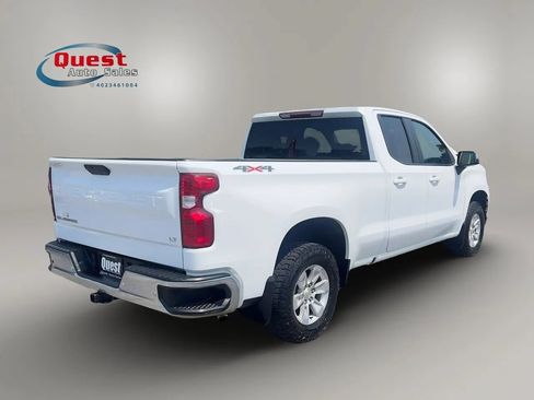 Used 2021 Chevrolet Silverado 1500 LT w/ Fleet Comfort Package AWD/4WD image 3