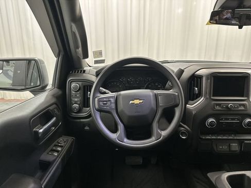 Used 2022 Chevrolet Silverado 1500 Custom image 15