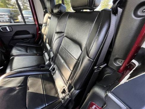 Used 2021 Jeep Gladiator Overland w/ Popular Equipment Package image 22