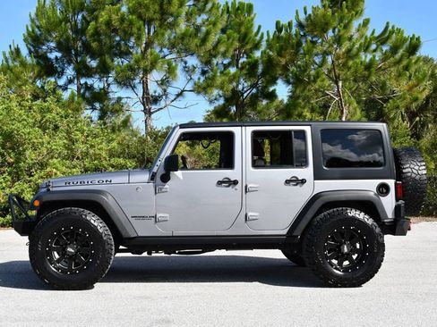 Used 2016 Jeep Wrangler Unlimited Rubicon w/ Connectivity Group AWD/4WD image 26