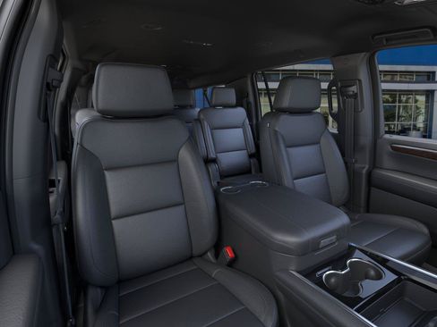 New 2026 Chevrolet Suburban LT w/ Comfort Package RWD image 16