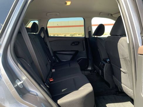 Used 2023 Nissan Rogue S AWD/4WD image 26