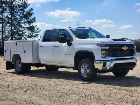 New 2026 Chevrolet Silverado 3500 W/T w/ WT Convenience Package image 2