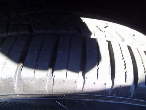 Used 2023 Toyota Highlander XSE image 26