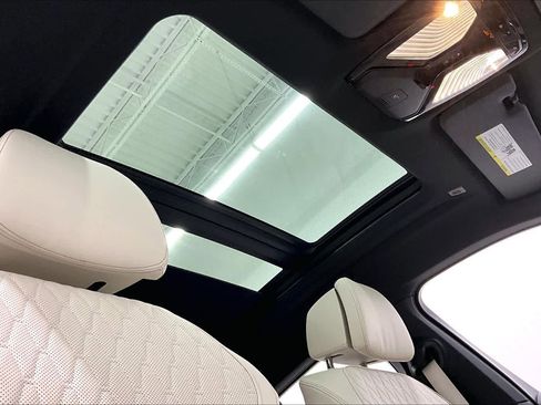 Used 2025 BMW X6 M60i image 13