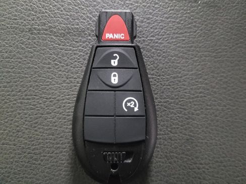 Used 2016 RAM 1500 Express w/ Black Ram 1500 Express Group image 32