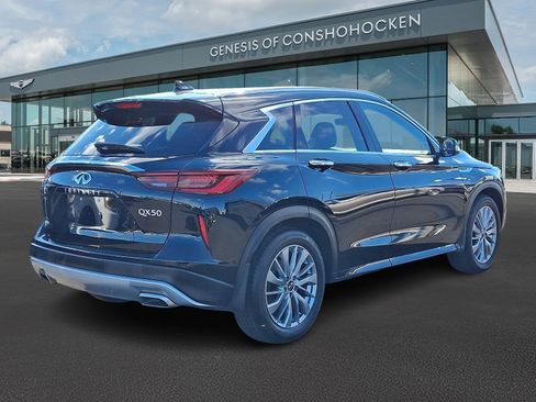 Used 2025 INFINITI QX50 Luxe image 6