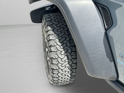 Used 2024 Jeep Wrangler Unlimited Rubicon 4xe image 33