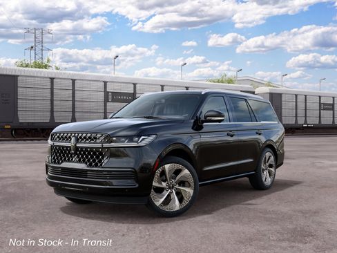 New 2027 Lincoln Navigator Black Label AWD/4WD image 2