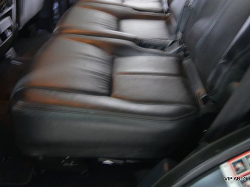 Used 2016 Land Rover LR4 HSE LUX image 25