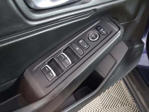 Used 2023 Honda Accord EX image 38