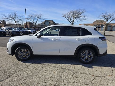 New 2026 Honda HR-V LX image 13