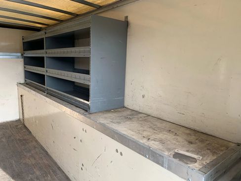 Used 2013 Ford E-450 and Econoline 450 Super Duty w/ PWR Locks & Windows Group image 32