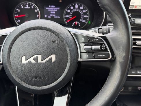 Used 2022 Kia Seltos EX image 22
