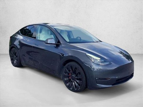 Used 2023 Tesla Model Y Performance AWD/4WD image 3