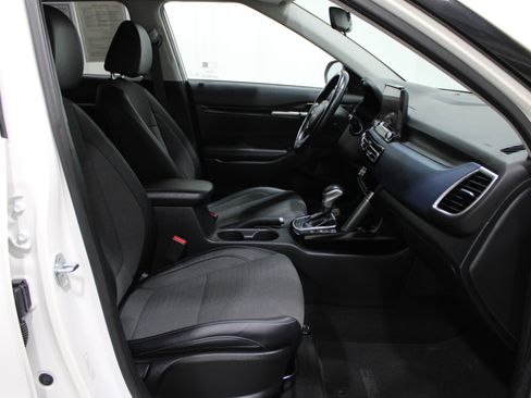 Used 2023 Kia Seltos S w/ Navigation Package image 29