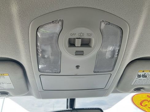 Used 2015 Toyota Prius Four FWD image 16