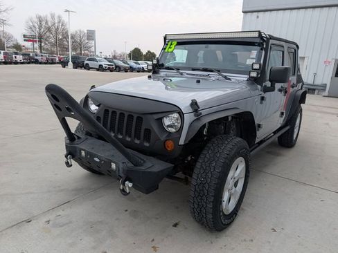 Used 2013 Jeep Wrangler Unlimited Sahara w/ Trailer Tow Group image 33