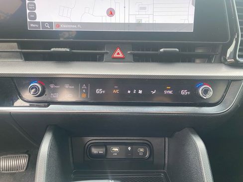 Used 2024 Kia Sportage SX FWD image 25
