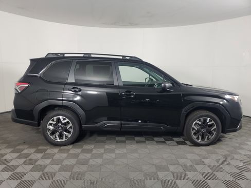 New 2026 Subaru Forester Premium image 3