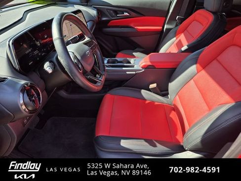 Used 2025 Chevrolet Equinox EV RS AWD/4WD image 12