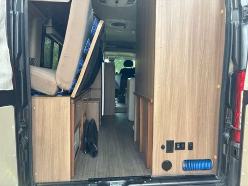 Used 2017 RAM ProMaster 3500 w/ Premium Appearance Group FWD image 19