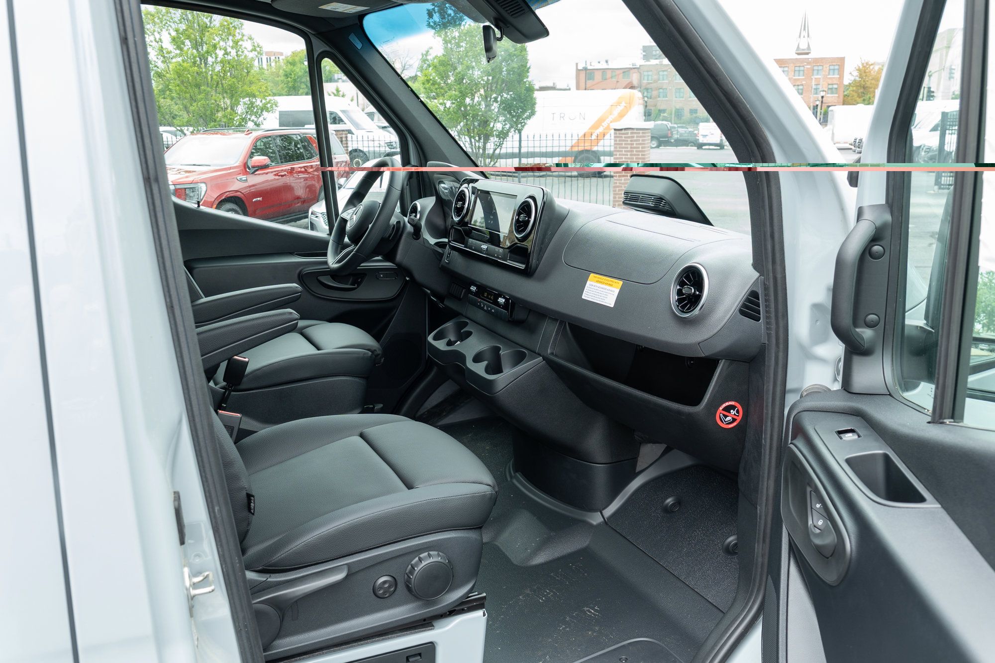 New 2025 Mercedes-Benz Sprinter 2500 image 18