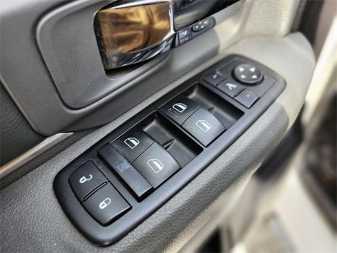 Used 2014 RAM 1500 Big Horn image 17