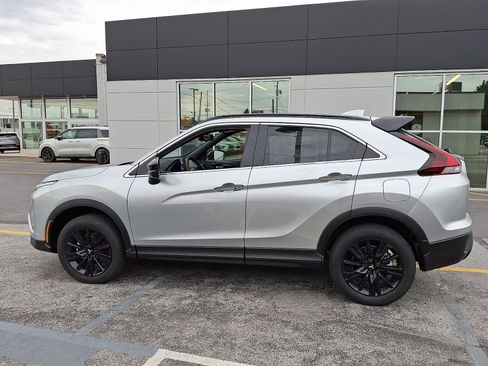 New 2025 Mitsubishi Eclipse Cross Black Edition image 5
