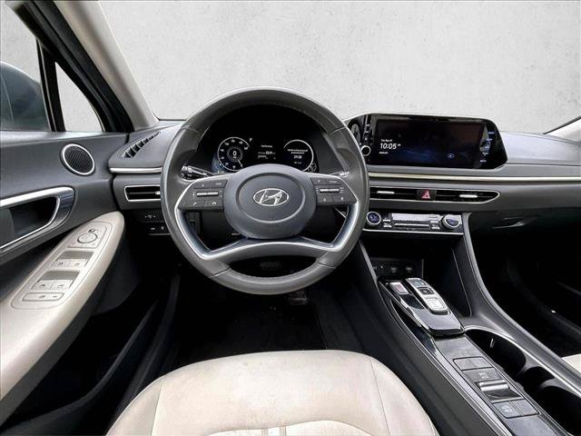 Used 2023 Hyundai Sonata SEL w/ Convenience Package FWD image 5