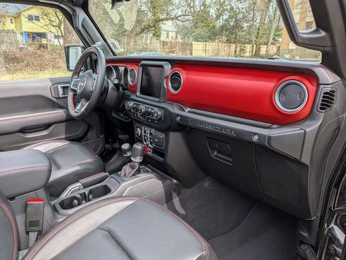 Certified 2022 Jeep Wrangler Unlimited Rubicon image 26