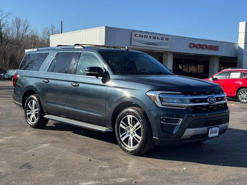 Used 2022 Ford Expedition Max Limited image 2