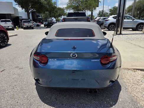 Used 2020 MAZDA MX-5 Miata Grand Touring RWD image 11