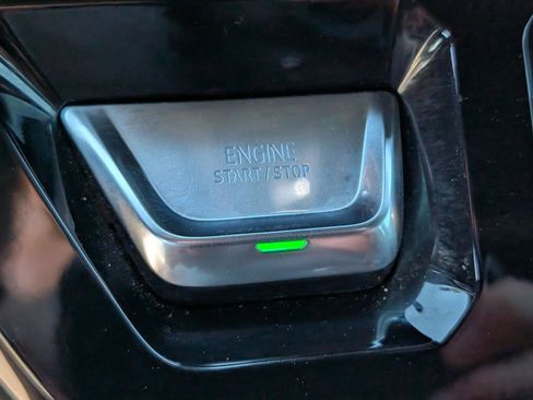 Used 2024 GMC Sierra 1500 AT4 w/ Technology Package image 26