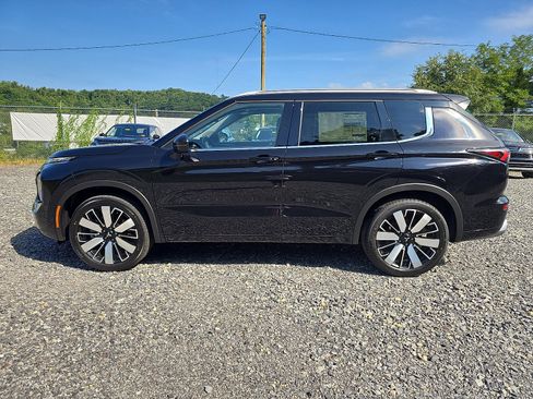 New 2025 Mitsubishi Outlander AWD image 7