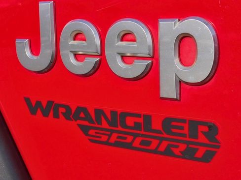 Used 2020 Jeep Wrangler Sport image 10