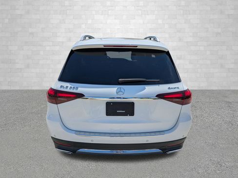 Used 2024 Mercedes-Benz GLE 350 4MATIC image 3