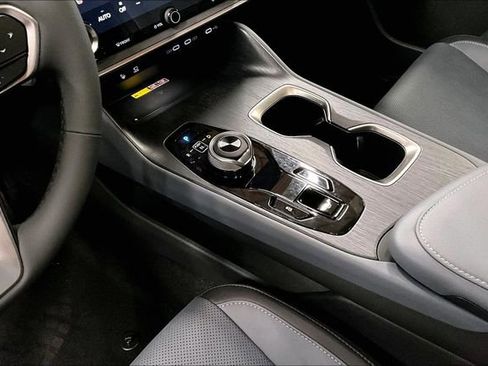 New 2026 Lexus RZ 450e AWD image 8