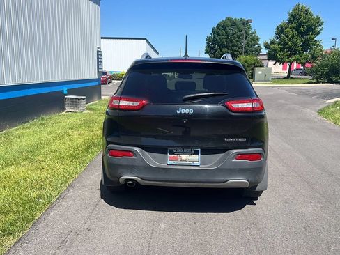 Used 2016 Jeep Cherokee Limited FWD image 6