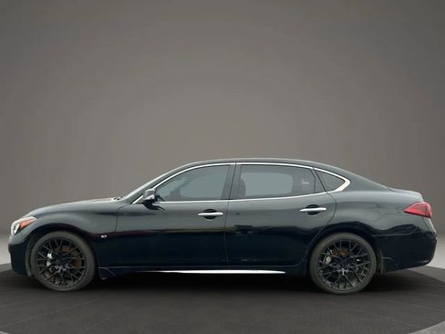 Used 2017 INFINITI Q70 L 3.7 image 8