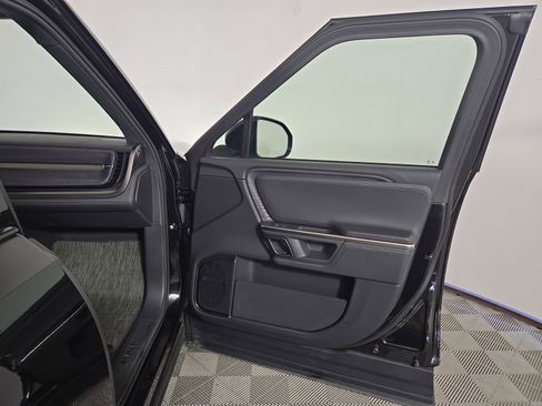 Used 2024 Rivian R1S Adventure AWD/4WD image 18