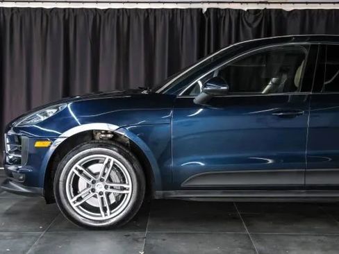 Used 2019 Porsche Macan S AWD/4WD image 16