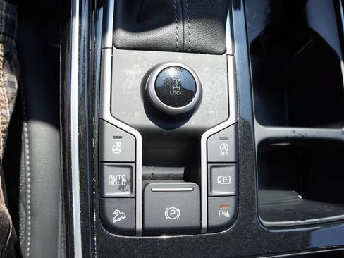 Certified 2023 Kia Sorento SX Prestige AWD/4WD image 34