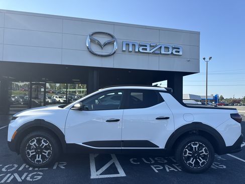 Used 2025 Hyundai Santa Cruz XRT AWD/4WD image 2