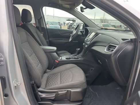 Used 2018 Chevrolet Equinox LT image 50