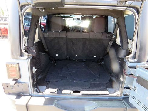 Used 2015 Jeep Wrangler Unlimited Sport w/ Connectivity Group image 16