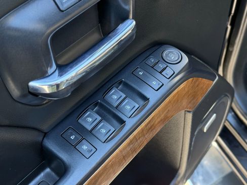 Used 2019 Chevrolet Silverado 2500 LTZ w/ Duramax Plus Package AWD/4WD image 14